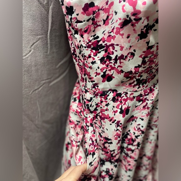 White House black market Spring Easter Dress sz 8 M Fit & Flare - Picture 4 of 9